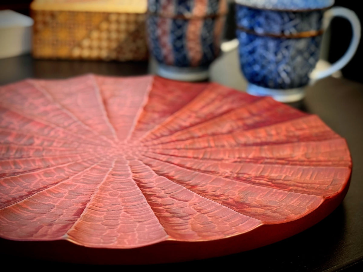 Kamakura-Bori Round Lacquer Serving Plate, Radiating Chisel Mark