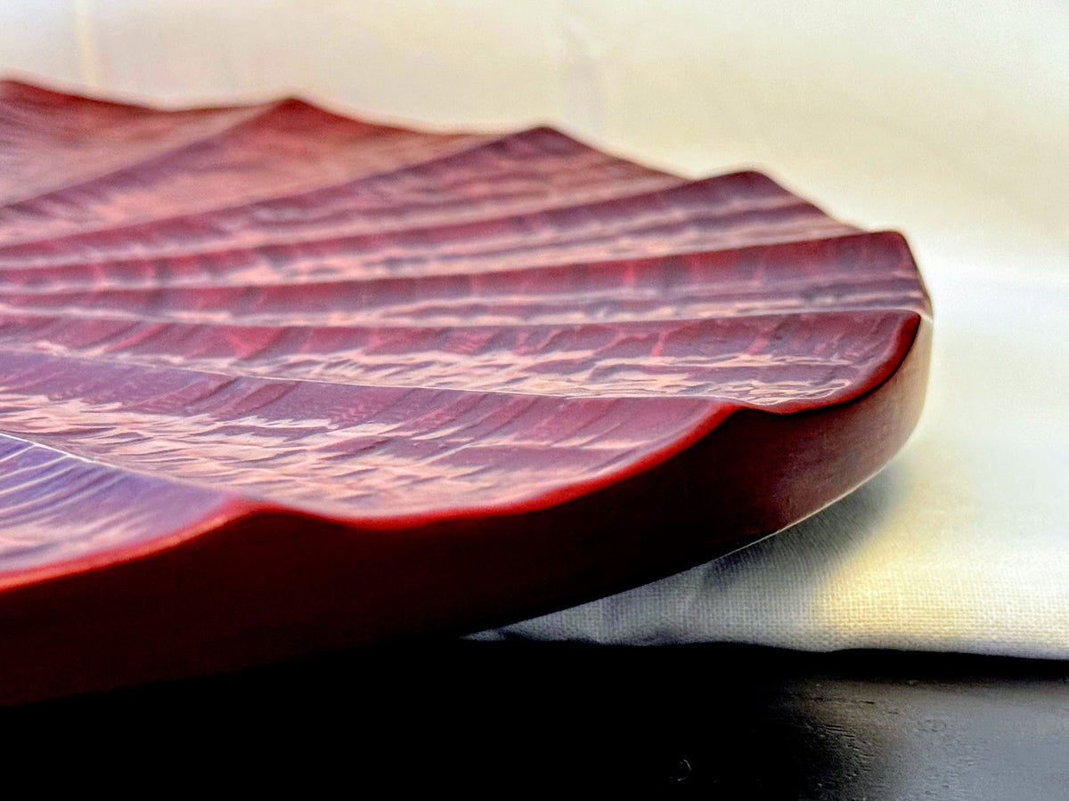 Kamakura-Bori Round Lacquer Serving Plate, Radiating Chisel Mark